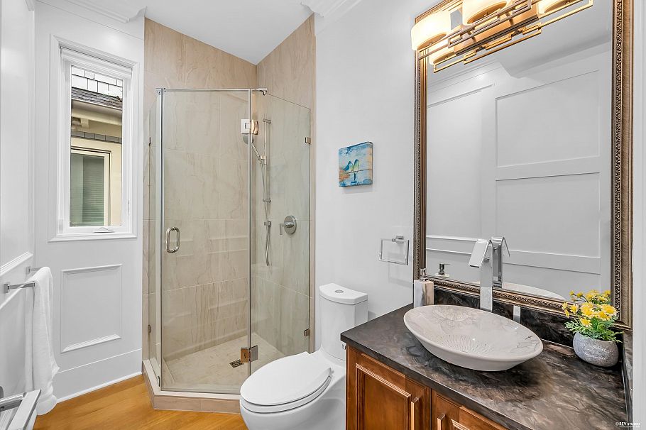 3581 W 32nd Avenue Vancouver, BC - 30