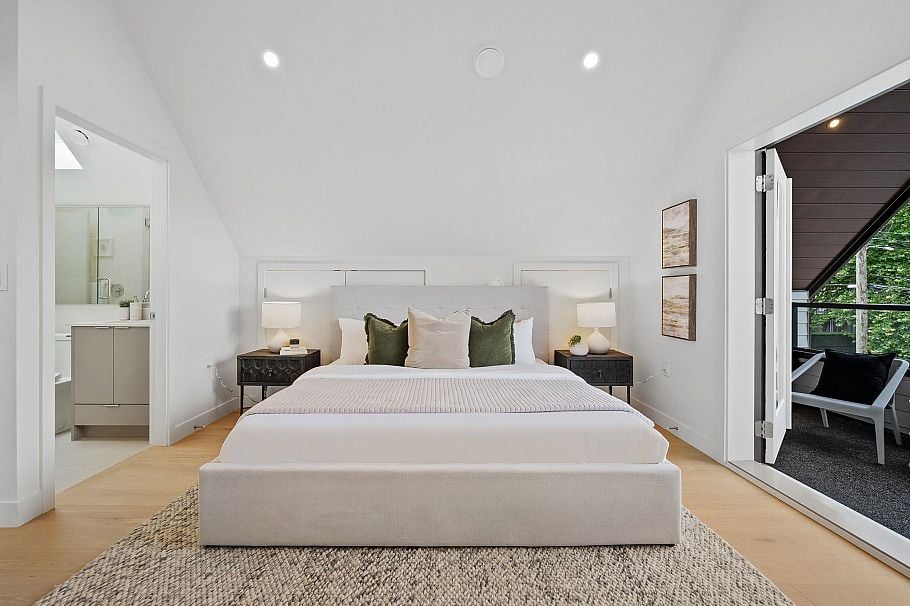 2 2211 William Street Vancouver, BC - 30