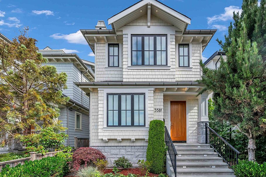 3581 W 32nd Avenue Vancouver, BC - 2