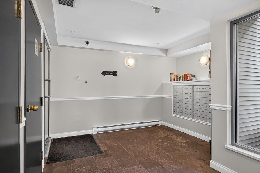 401 688 E 16th Avenue Vancouver, BC - 20
