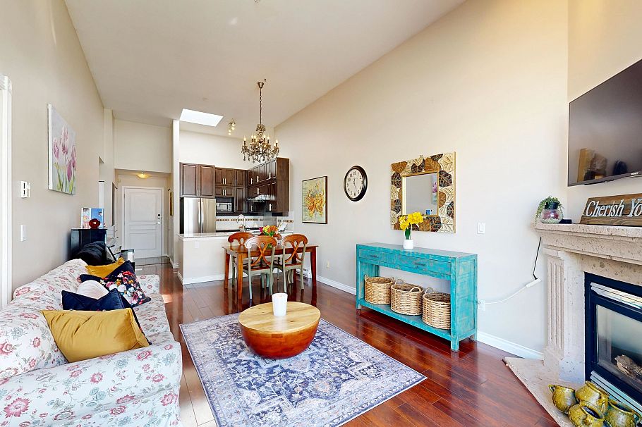 409 2181 W 10th Avenue Vancouver, BC - 2