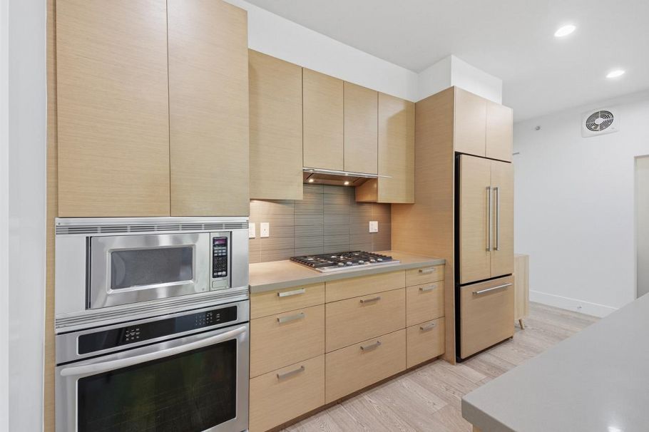 506 3606 Aldercrest Drive North Vancouver, BC - 9
