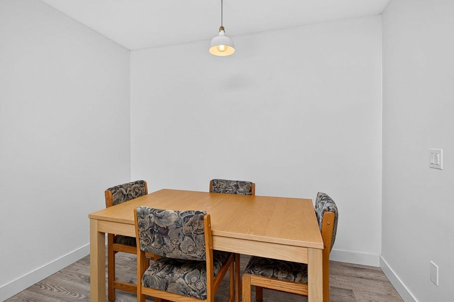 401 688 E 16th Avenue Vancouver, BC - 14