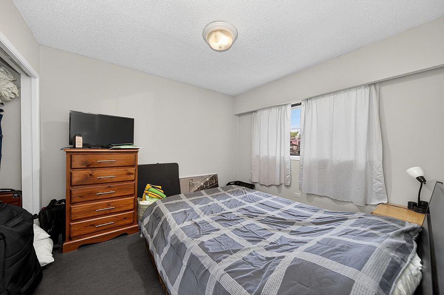 2112 E 46th Avenue Vancouver, BC - 16