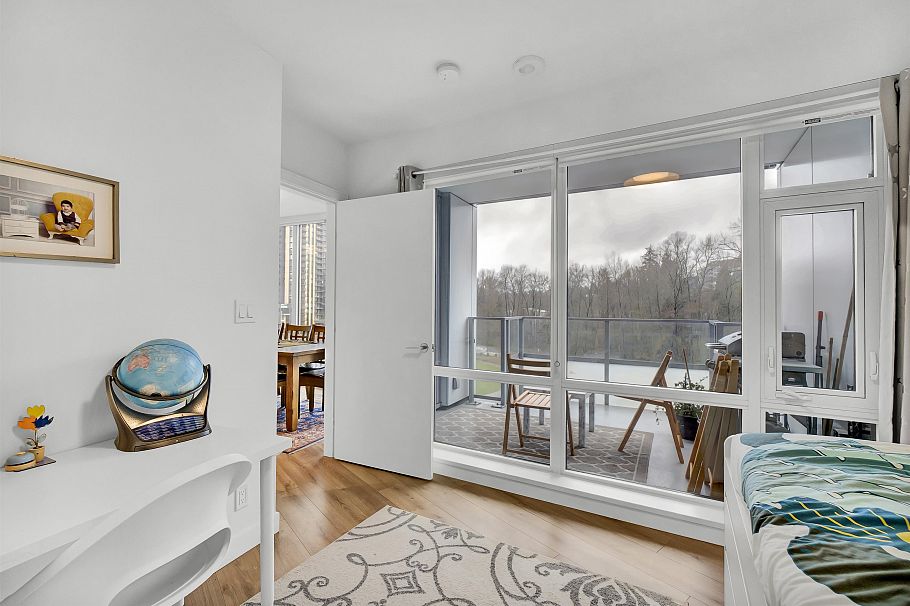 412 1500 Fern Street North Vancouver, BC - 22