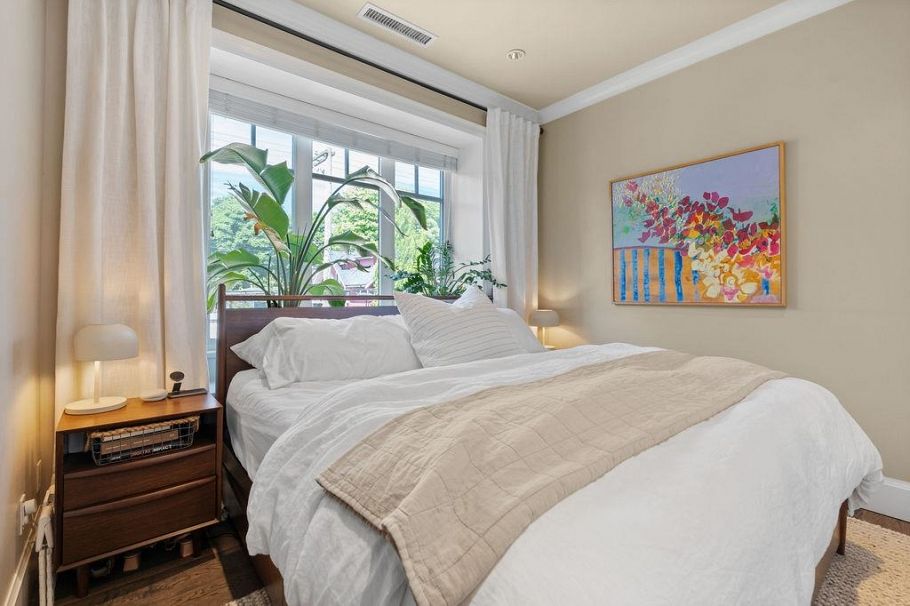 533 E 11th Avenue Vancouver, BC - 18