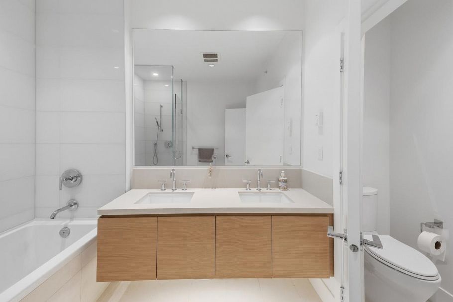 506 3606 Aldercrest Drive North Vancouver, BC - 18
