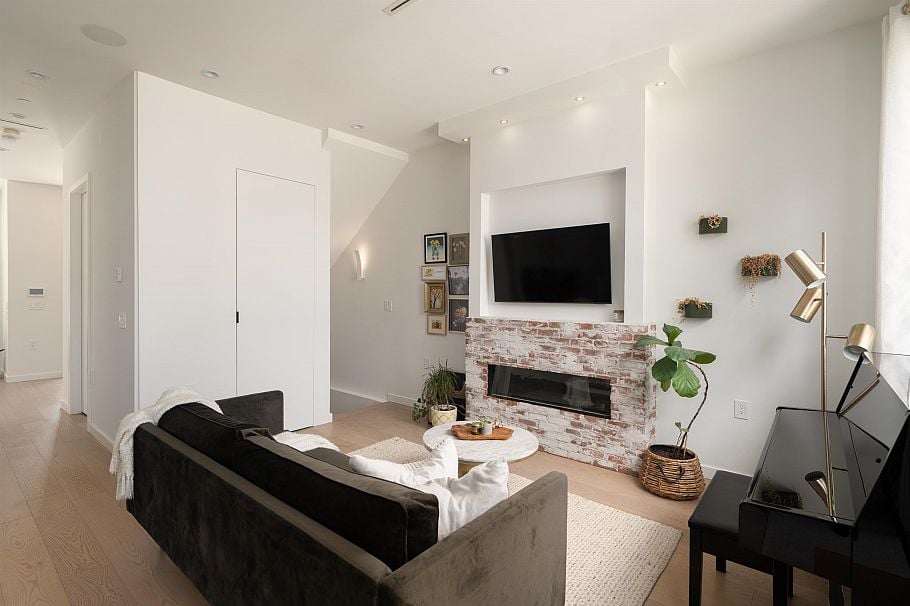 5325 Chester Street Vancouver, BC - 13
