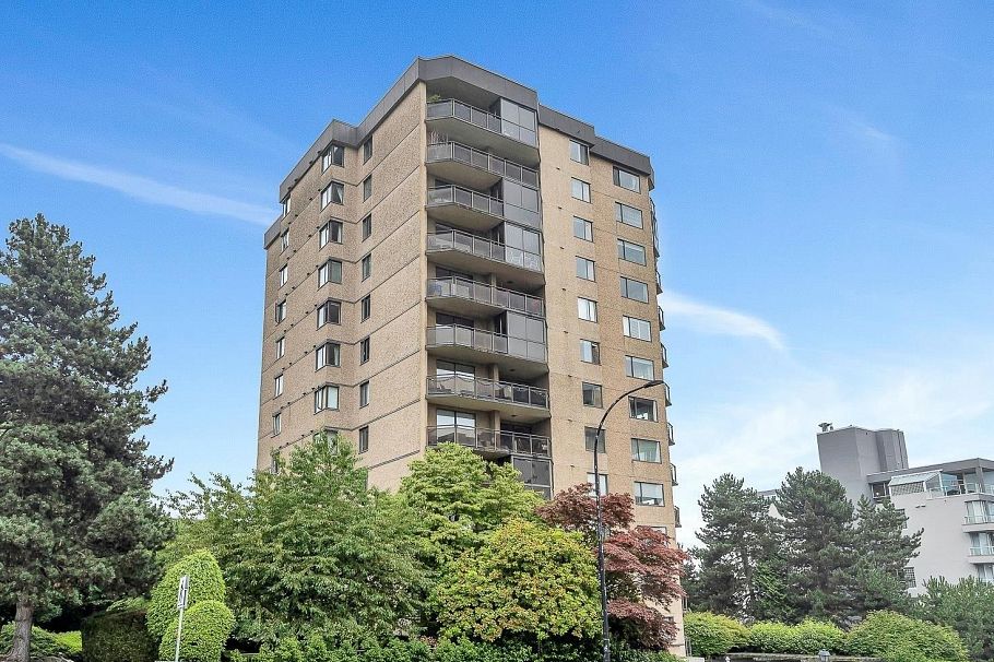 801 444 Lonsdale Avenue North Vancouver, BC - 1