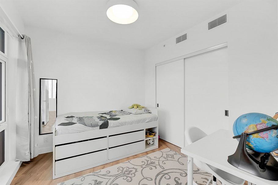 412 1500 Fern Street North Vancouver, BC - 23