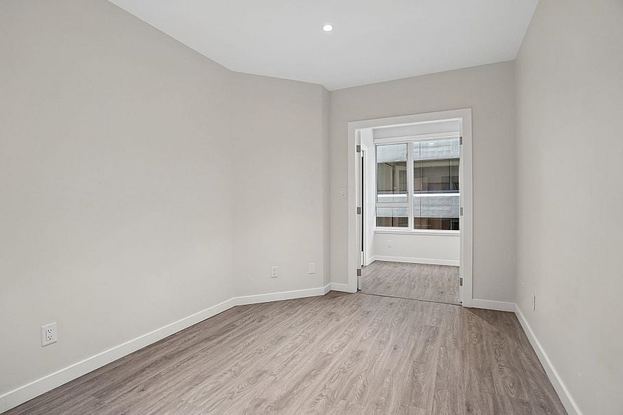410 1177 Hornby Street Vancouver, BC - 9