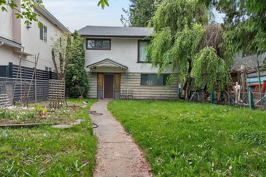 2112 E 46th Avenue Vancouver, BC - 2