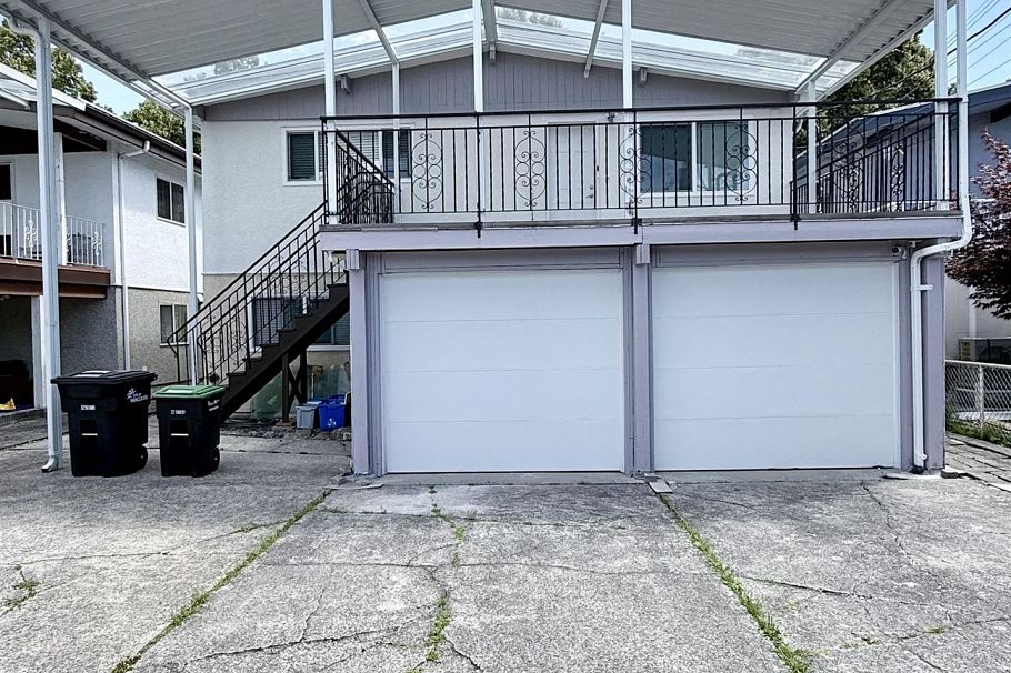 6833 Quebec Street Vancouver, BC - 3