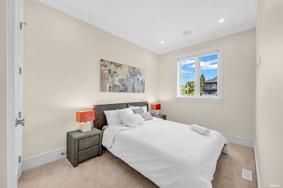 3581 W 32nd Avenue Vancouver, BC - 25