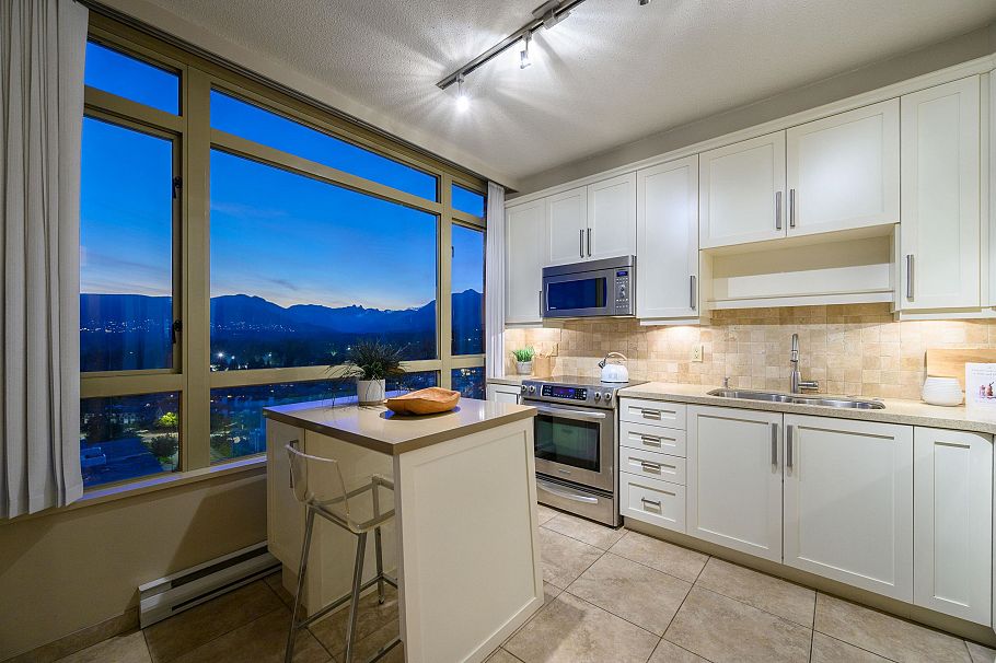 1505 160 W Keith Road North Vancouver, BC - 5