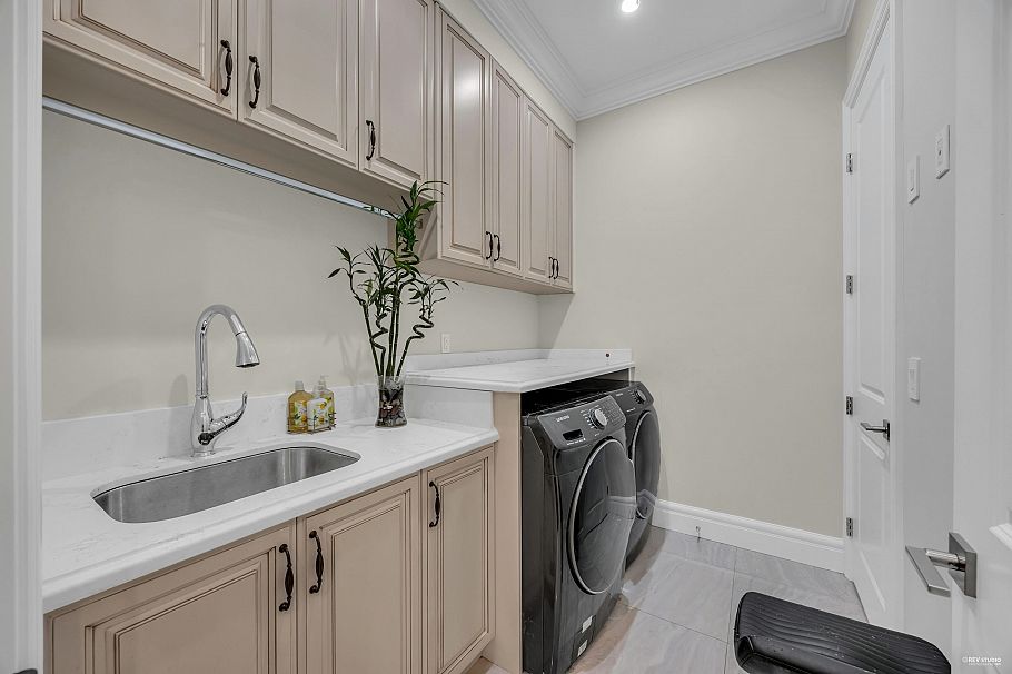4307 W 13th Avenue Vancouver, BC - 19