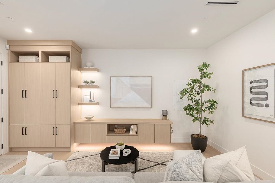 1 3633 Turner Street Vancouver, BC - 4
