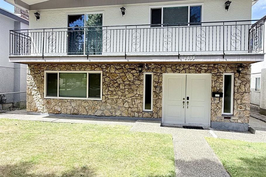 6833 Quebec Street Vancouver, BC - 2
