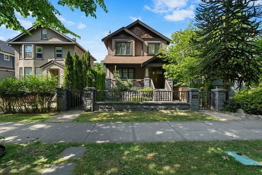 533 E 11th Avenue Vancouver, BC - 38