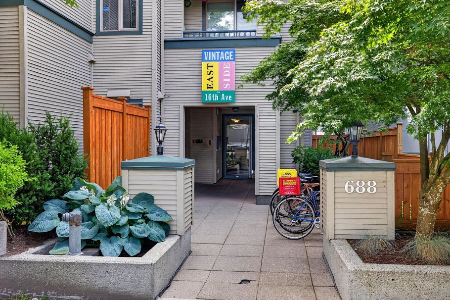 401 688 E 16th Avenue Vancouver, BC - 21