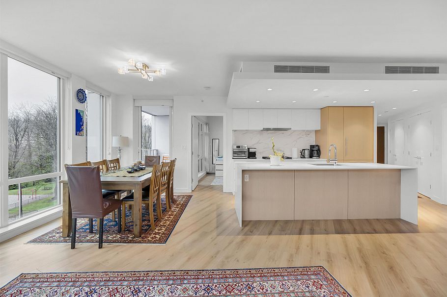 412 1500 Fern Street North Vancouver, BC - 3