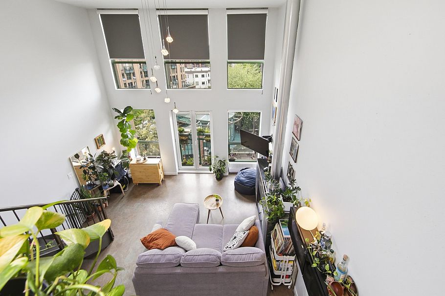 504 1 E Cordova Street Vancouver, BC - 1