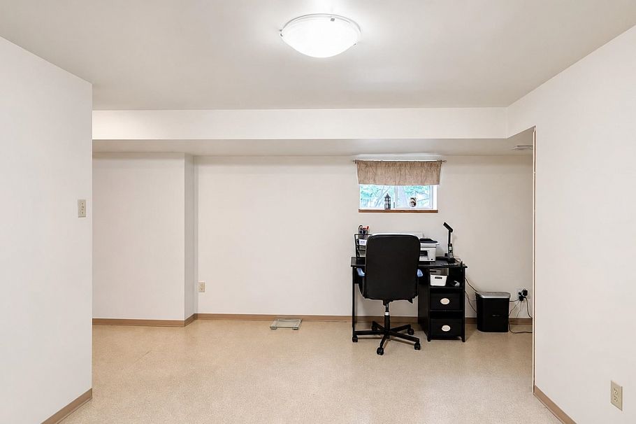 2965 E 8th Avenue Vancouver, BC - 30