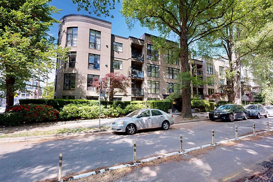 409 2181 W 10th Avenue Vancouver, BC - 32