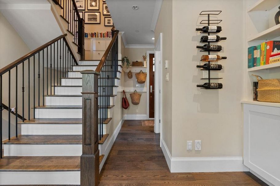 533 E 11th Avenue Vancouver, BC - 12