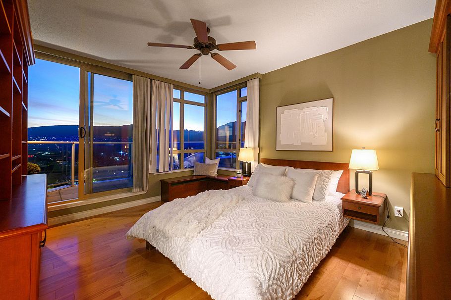 1505 160 W Keith Road North Vancouver, BC - 16