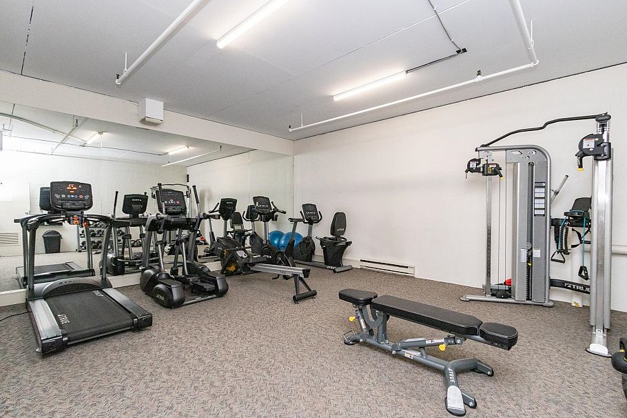 406 110 W 4th Street North Vancouver, BC - 6