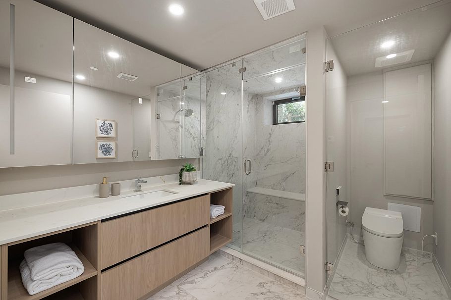 4090 W 31st Avenue Vancouver, BC - 27