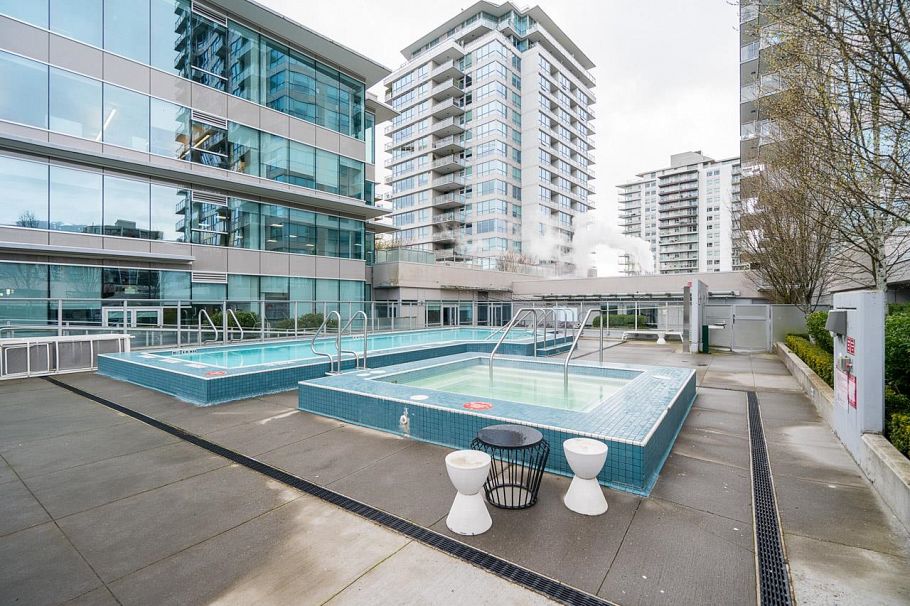 306 125 E 14th Street Vancouver, BC - 38