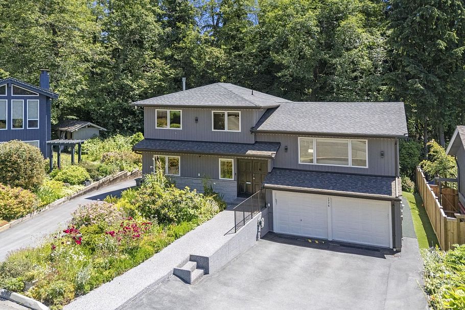 1776 Medwin Place North Vancouver, BC - 2