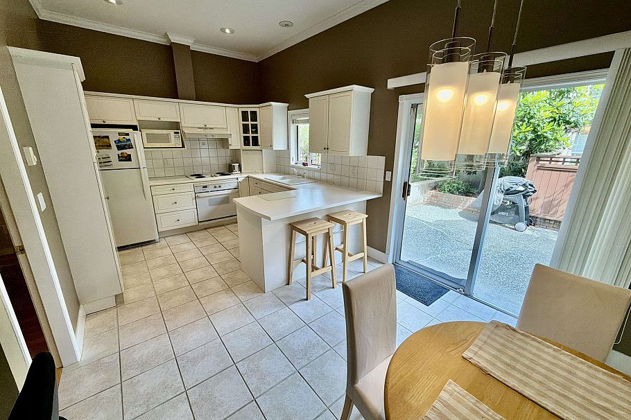 4 1701 Chesterfield Avenue North Vancouver, BC - 10