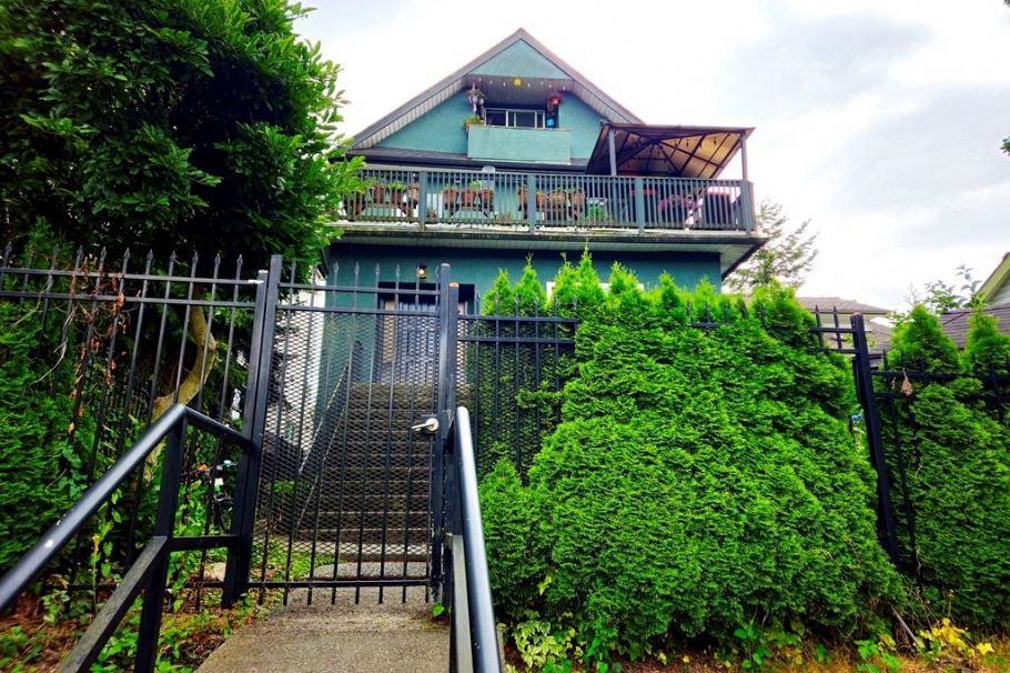 1244 E 8th Avenue Vancouver, BC - 1