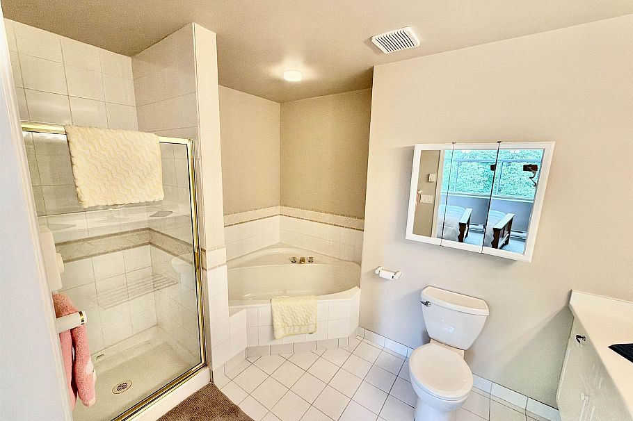 4 1701 Chesterfield Avenue North Vancouver, BC - 14