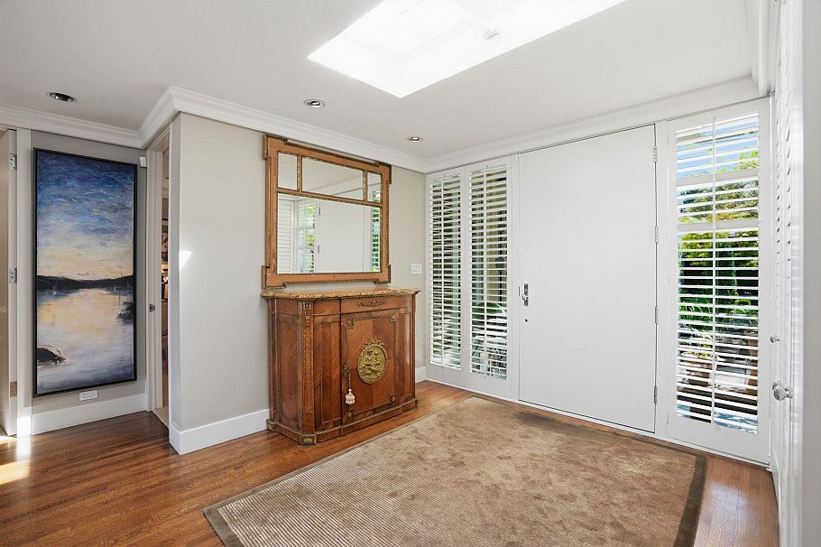 2565 Point Grey Road Vancouver, BC - 9
