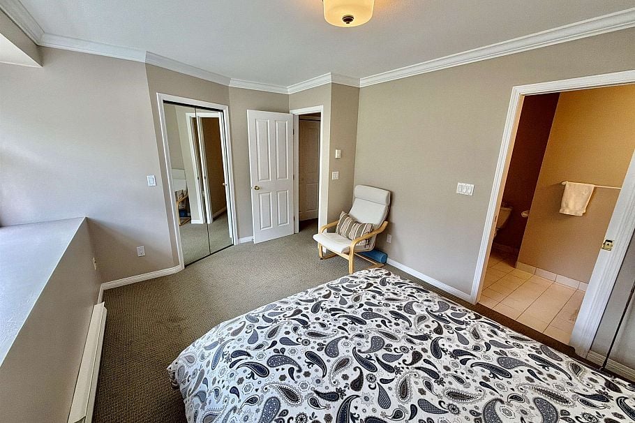4 1701 Chesterfield Avenue North Vancouver, BC - 19