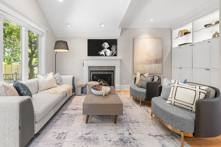 396 E Keith Road North Vancouver, BC - 13