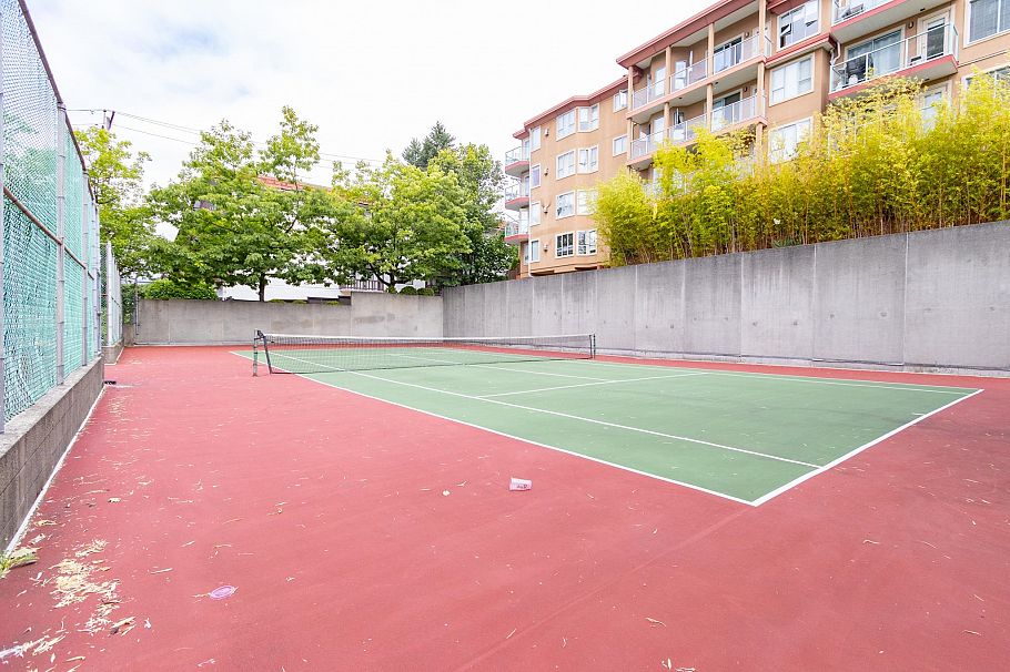 406 110 W 4th Street North Vancouver, BC - 7
