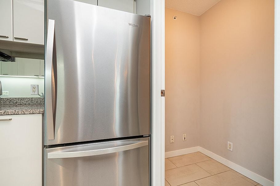 2604 1288 W Georgia Street Vancouver, BC - 10
