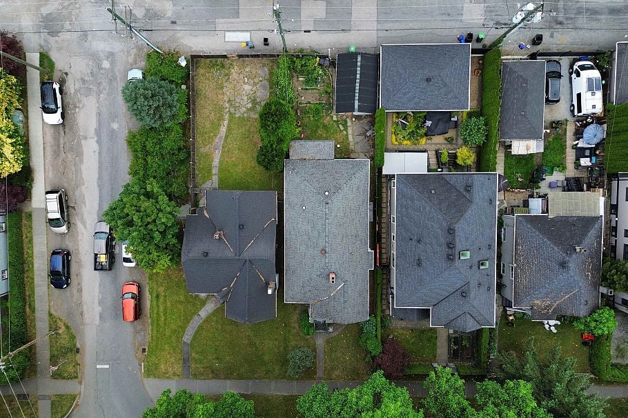 3481 W 10th Avenue Vancouver, BC - 16