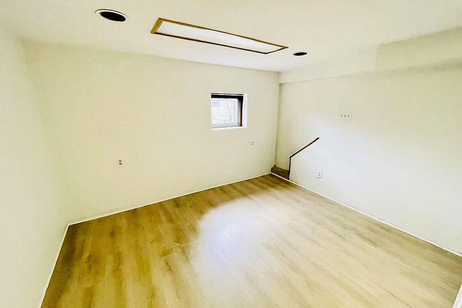 922 Park Drive Vancouver, BC - 19