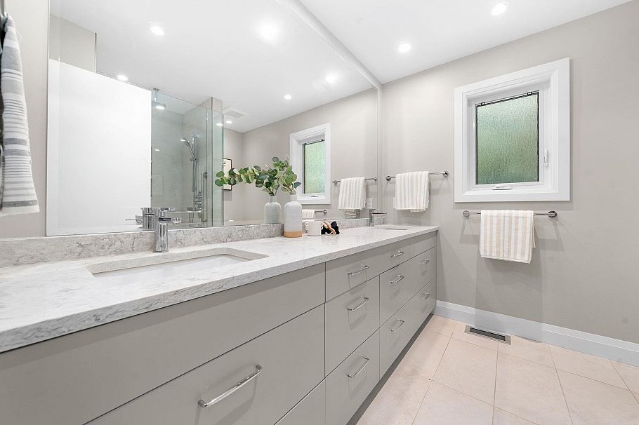1776 Medwin Place North Vancouver, BC - 15