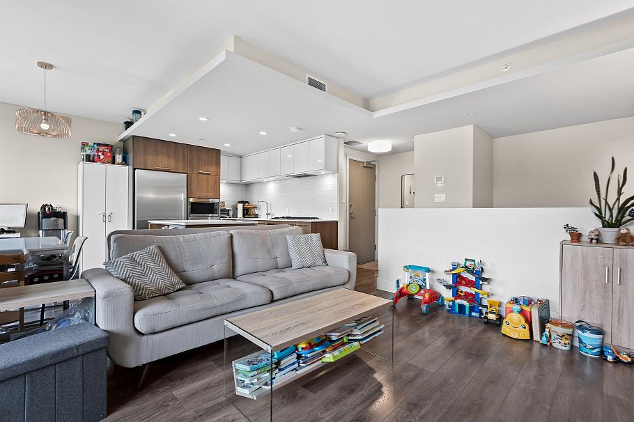 608 680 Seylynn Crescent North Vancouver, BC - 16