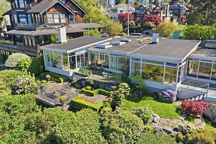 2565 Point Grey Road Vancouver, BC - 28