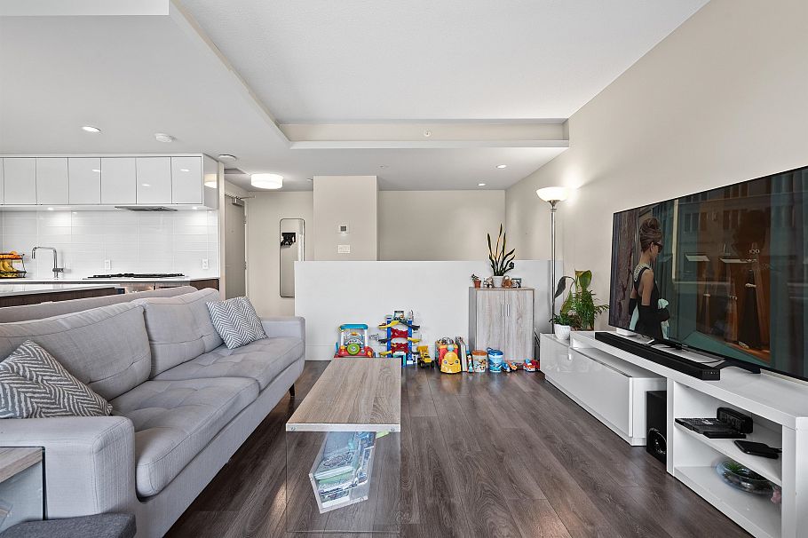 608 680 Seylynn Crescent North Vancouver, BC - 9