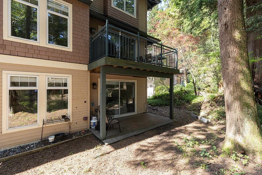 1188 Strathaven Drive North Vancouver, BC - 30