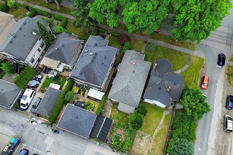 3481 W 10th Avenue Vancouver, BC - 19